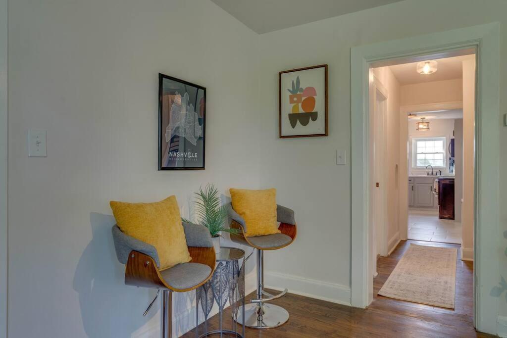 Apartment Bohemian Retreat Sleeps 6, Two Miles From Broadway! Nashville