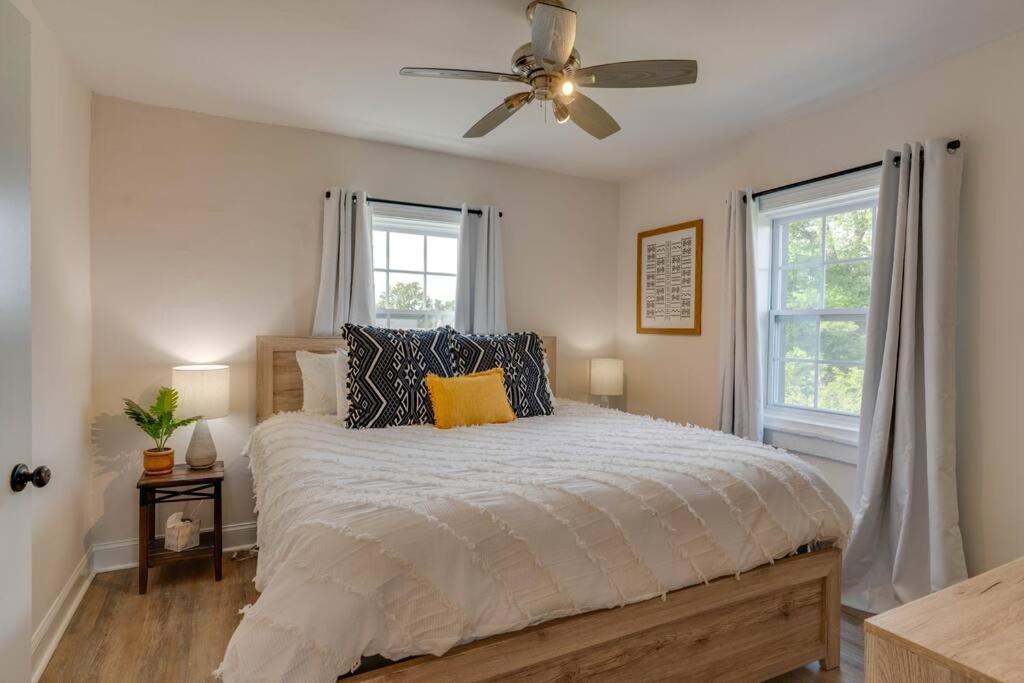 Bohemian Retreat Sleeps 6, Two Miles From Broadway! Apartment Nashville